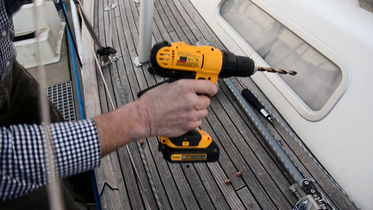 Replacing bungs in a teak deck
