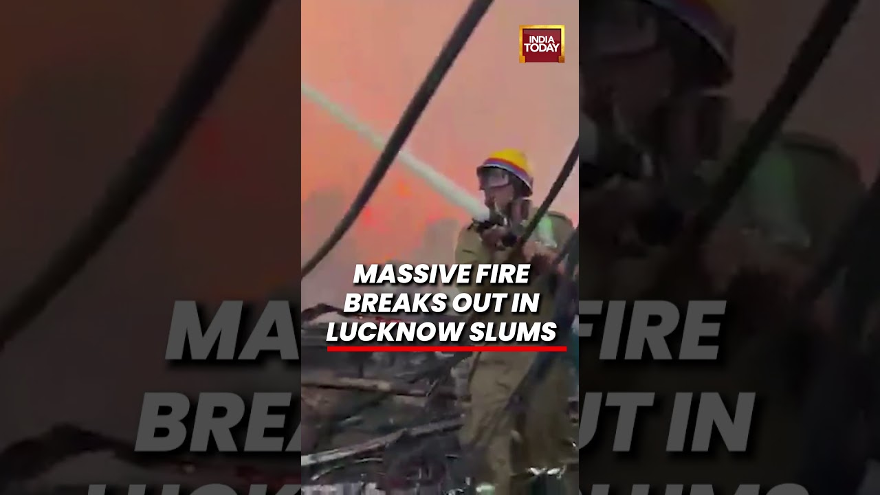Massive Fire Breaks Out in Lucknow Slums #lucknownews #slums #fireincident #shortsviral