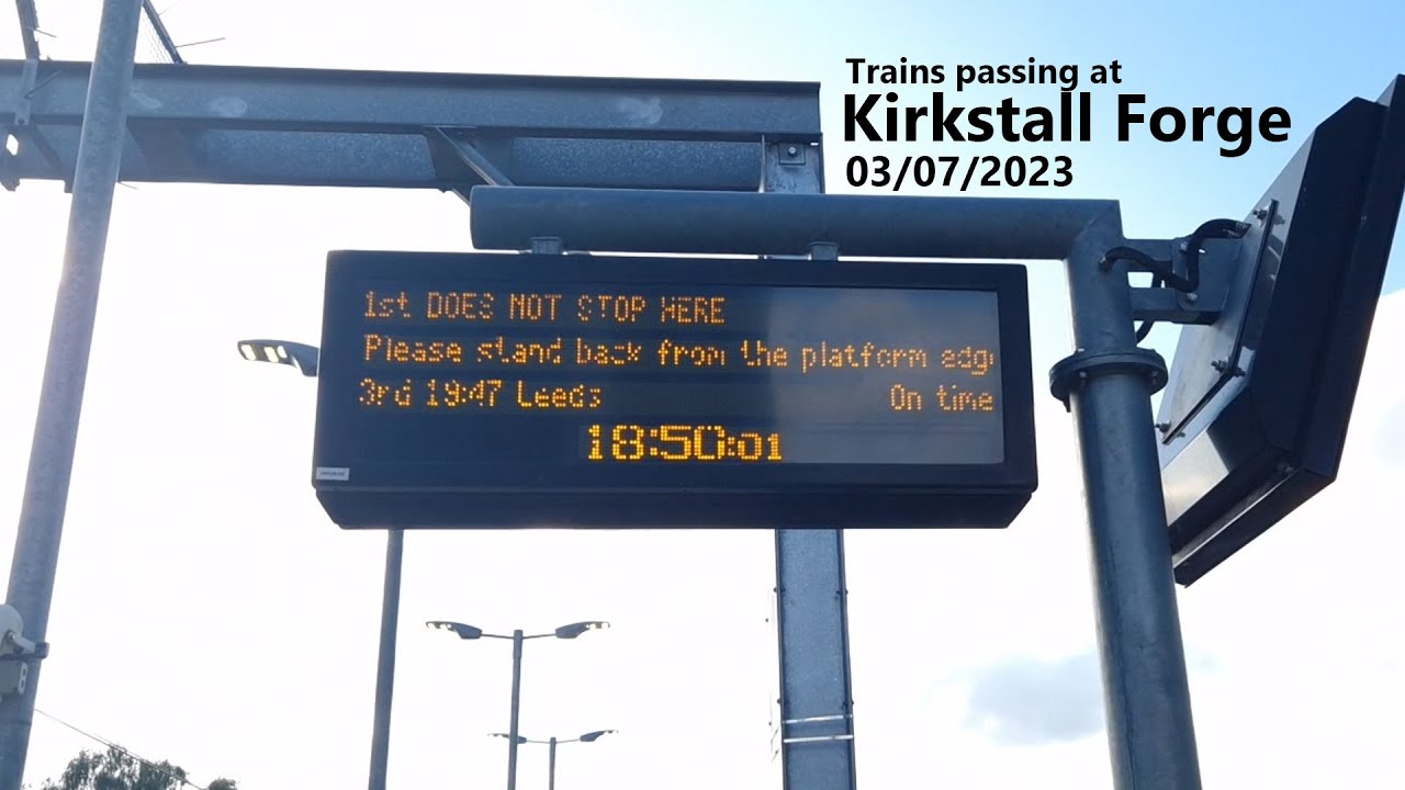 Trains at Kirkstall Forge - 03/07/2023