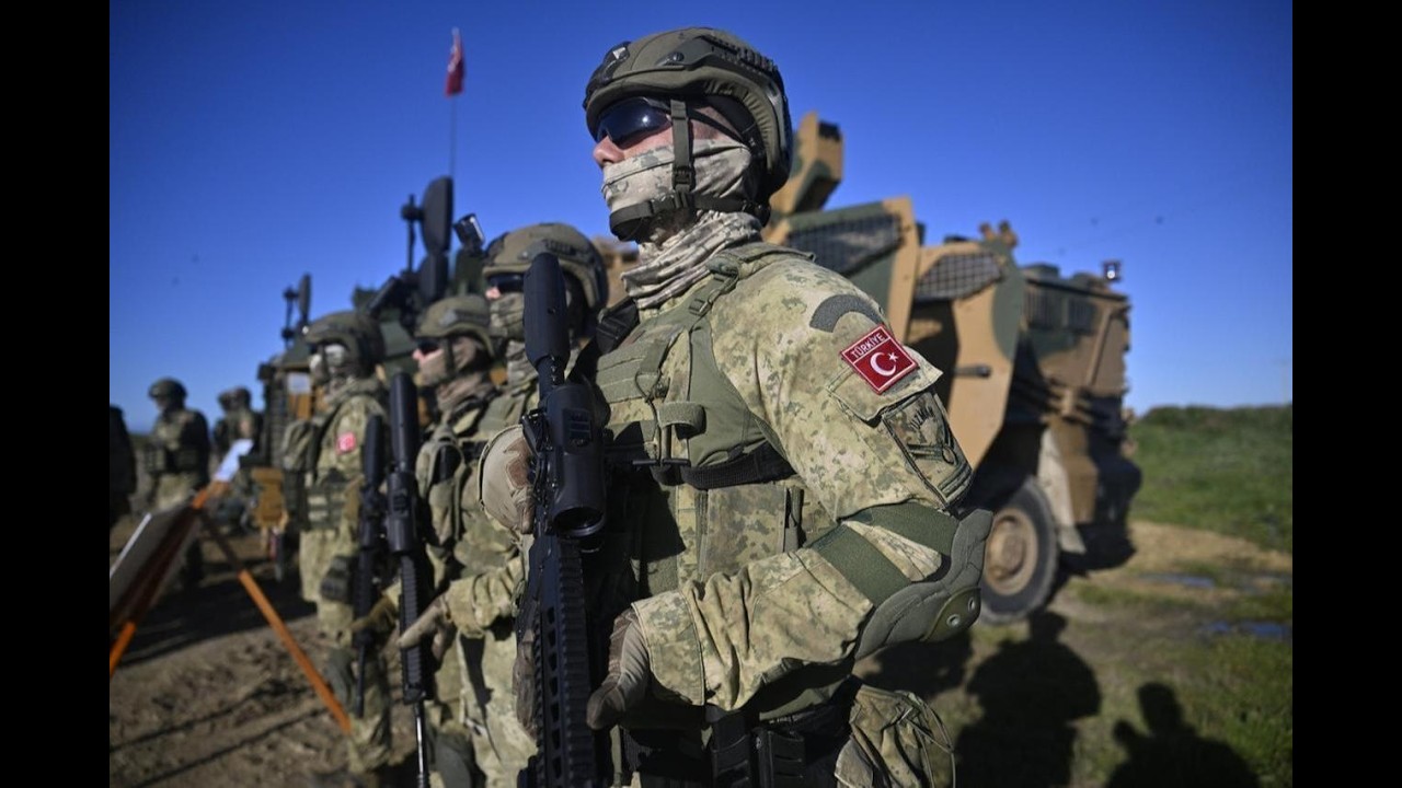 Турецкая армия в Германии! 🇹🇷 НАТО &laquo;Непоколебимый 2026&raquo;: развертывание TCG Anadolu и элитных комм...