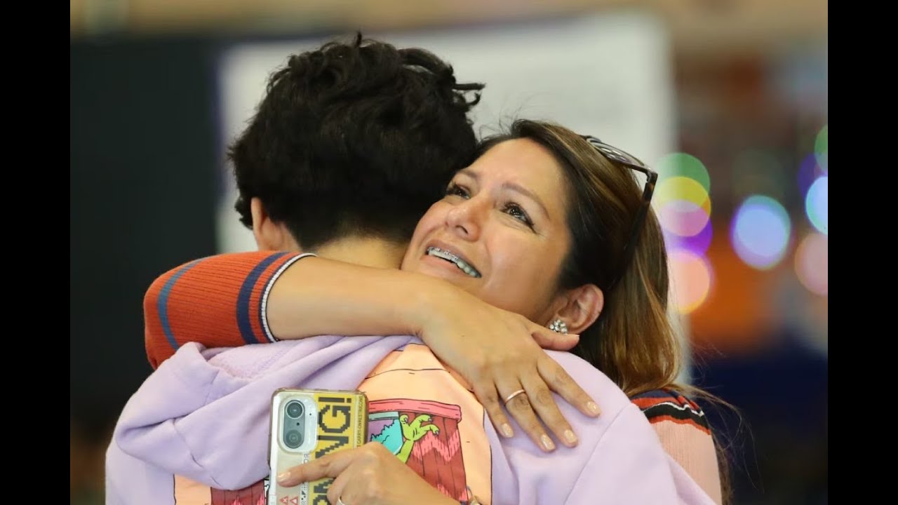 Fiestas Patrias 2025: Familias protagonizan emotivos reencuentros en el aeropuerto Jorge Chávez