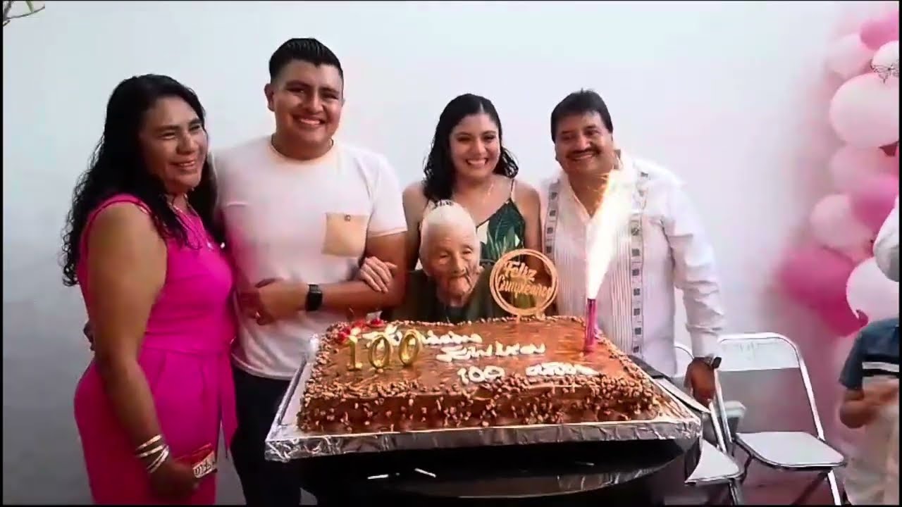 100 Años Elvirita