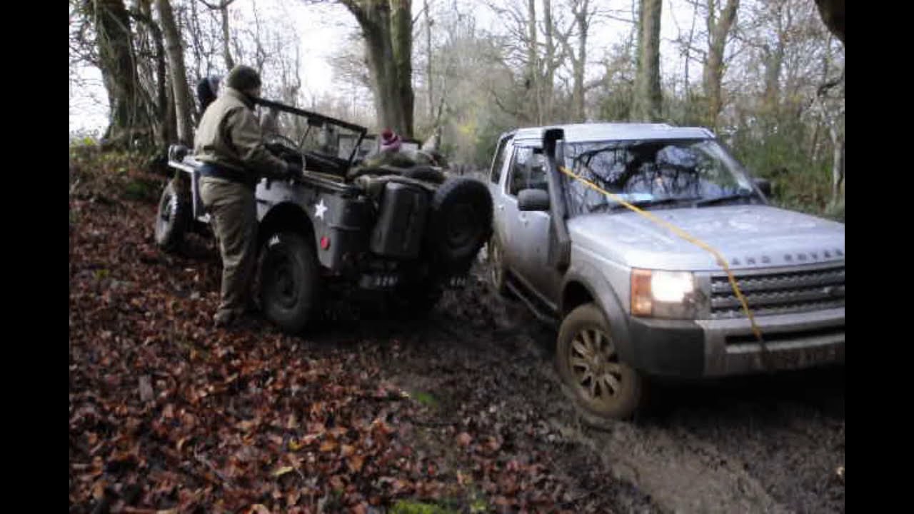 4x4 muddy lanes / stream crossing - ford / 7 x Jeep Willys convoy!