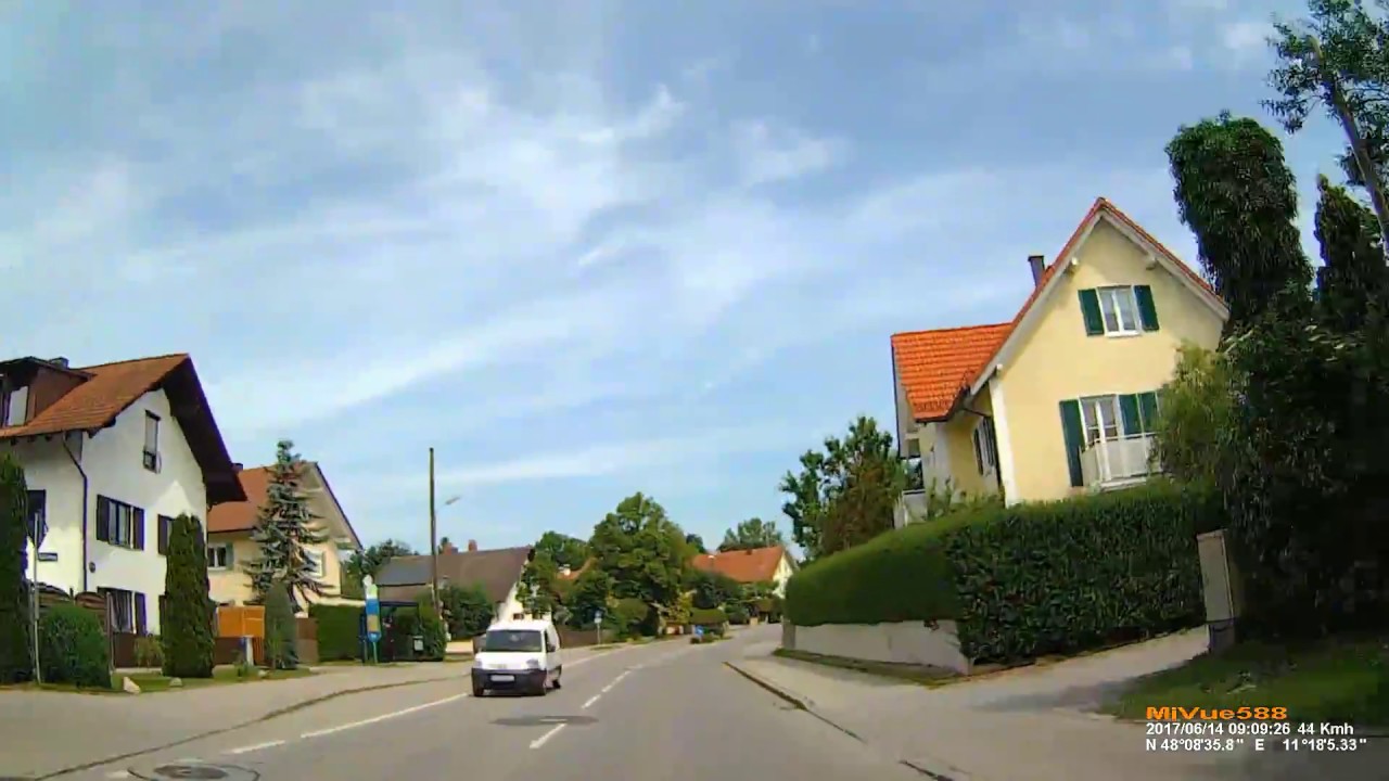 D: Gemeinde Alling. Landkreis F&uuml;rstenfeldbruck. Ortsdurchfahrt. Juni 2017