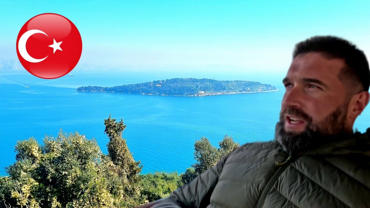 Hiking in One of the World's Largest Cities? 🇹🇷 