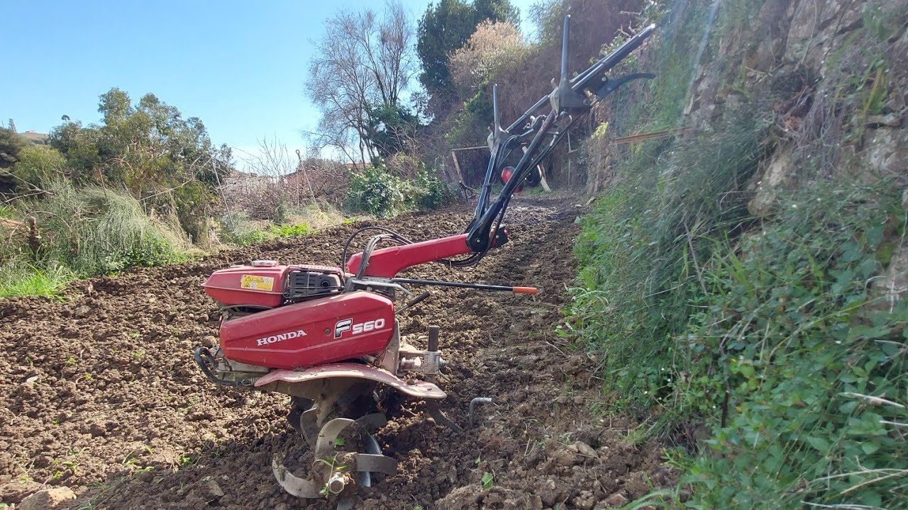 Agri & Natura motozappa honda F560 dal vivo.