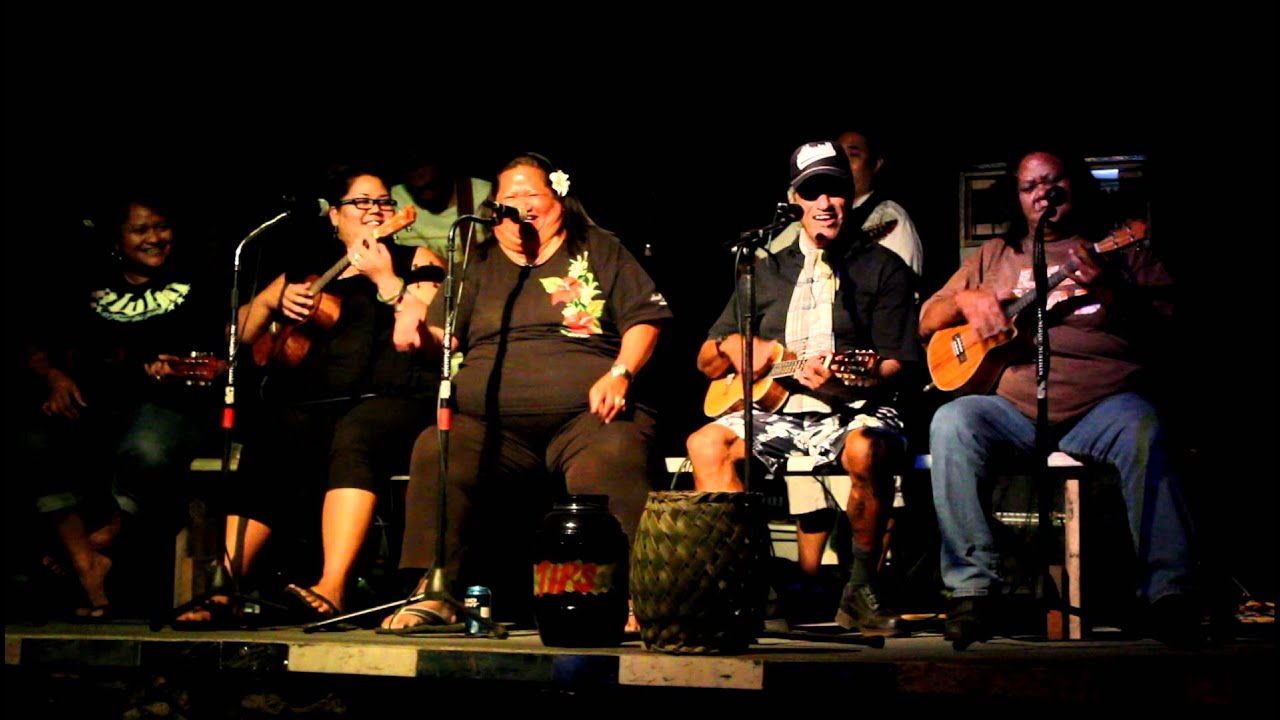 The Ohana Serenaders(Kalapana Hawaii)