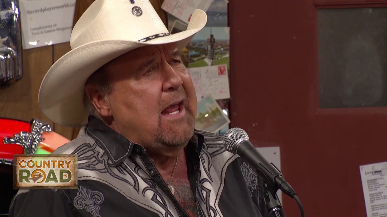 Johnny Lee - Statue of a Fool