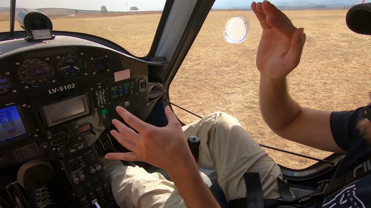 Volando dentro de las nubes. Curso PPA en Aeroatelier, La Cumbre (SACC).