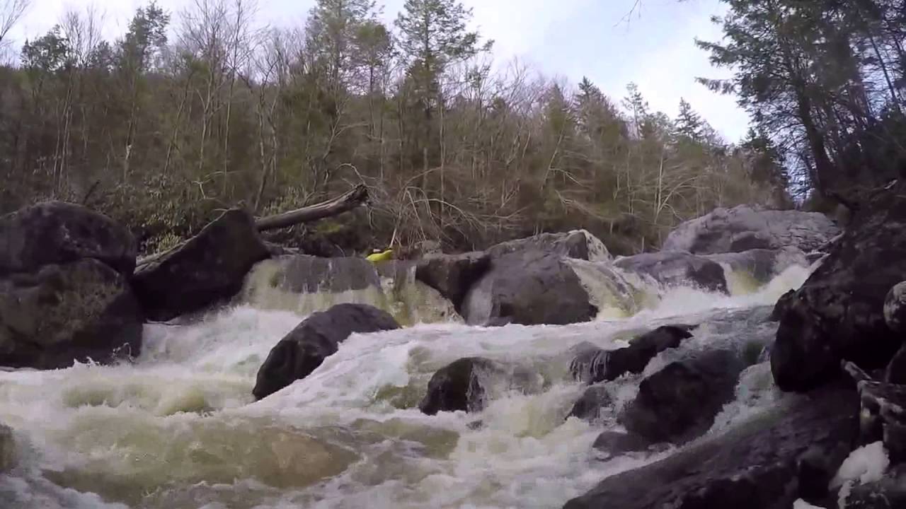 Kayaking Upper Blackwater River West Virginia CHOPPERS UNDERCUT AT WRONG SPOT SHOULD BE 4:02 ON LEFT