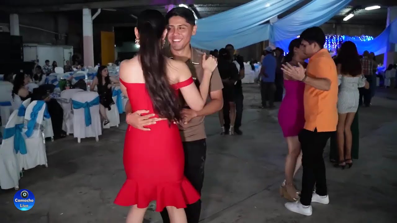 FIESTA EN GUERRERO - 15 AÑOS DE YURITZI ( BAILE )