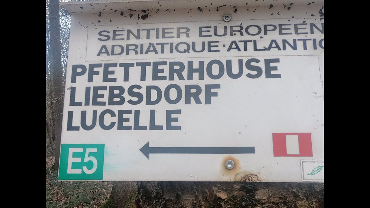 Europa Fernwanderweg E5 von Rechesy nach Luccel in der Schweiz