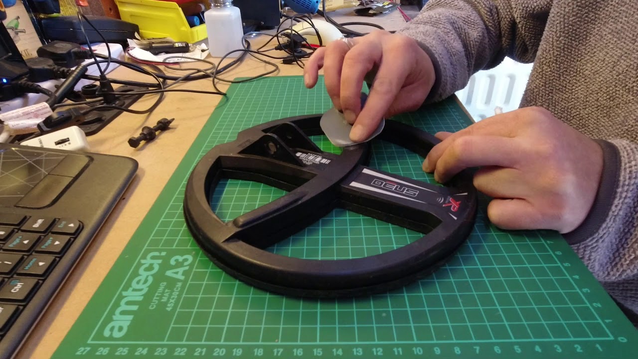 XP Deus Metal Detector Repair : Not Charging