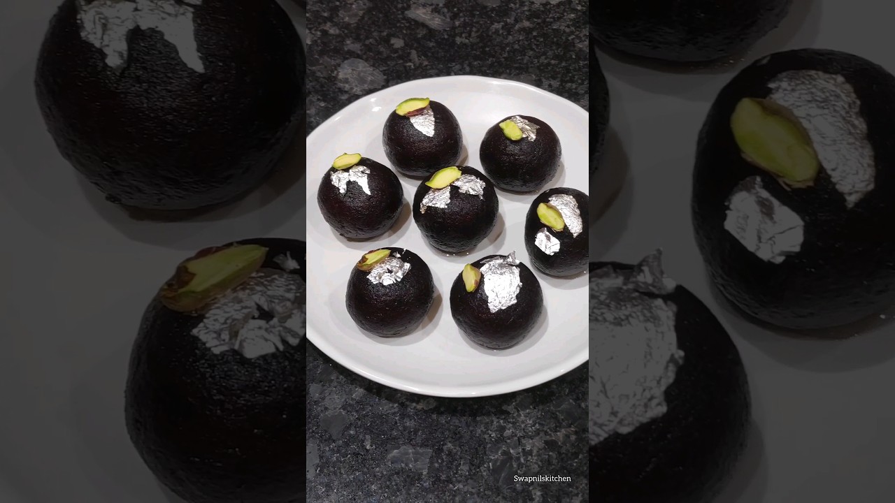 Halwai Style Kala Gulab Jamun 😍#recipe #shorts #youtubeshorts #viral
