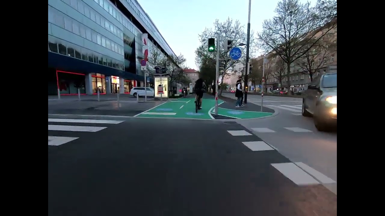 Lassallestra&szlig;e von Praterstern bis Vorgartenstra&szlig;e bei ca. 20km/h