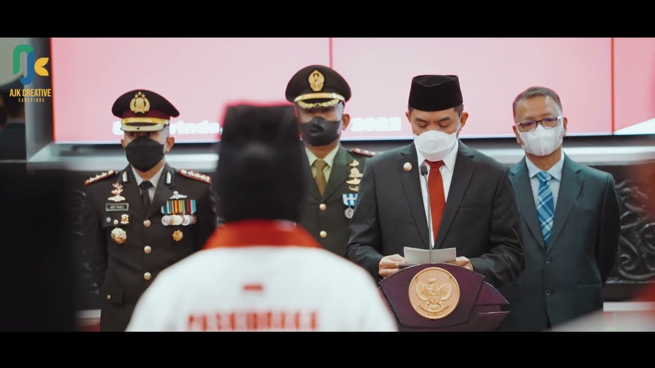 PENGUKUHAN PASKIBRAKA - PENGIBARAN & PENURUNAN BENDERA MERAH PUTIH HUT RI KE-77 KOTA SAMARINDA