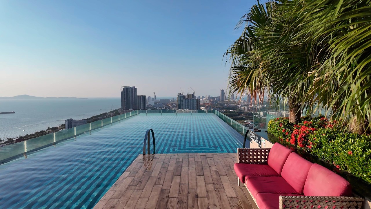The Riviera Jomtien Condo Tour - Pattaya, Thailand 🇹🇭 4K Walking Tour