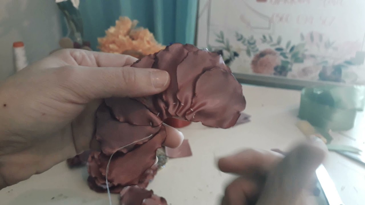إعادة طريقة صنع وردة الطبق للحنة. fleur de hénna