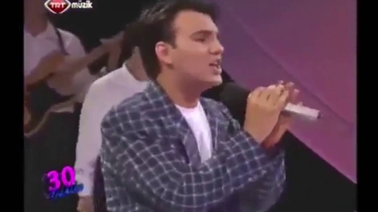 Gönüllü Yazıldım - Göksel