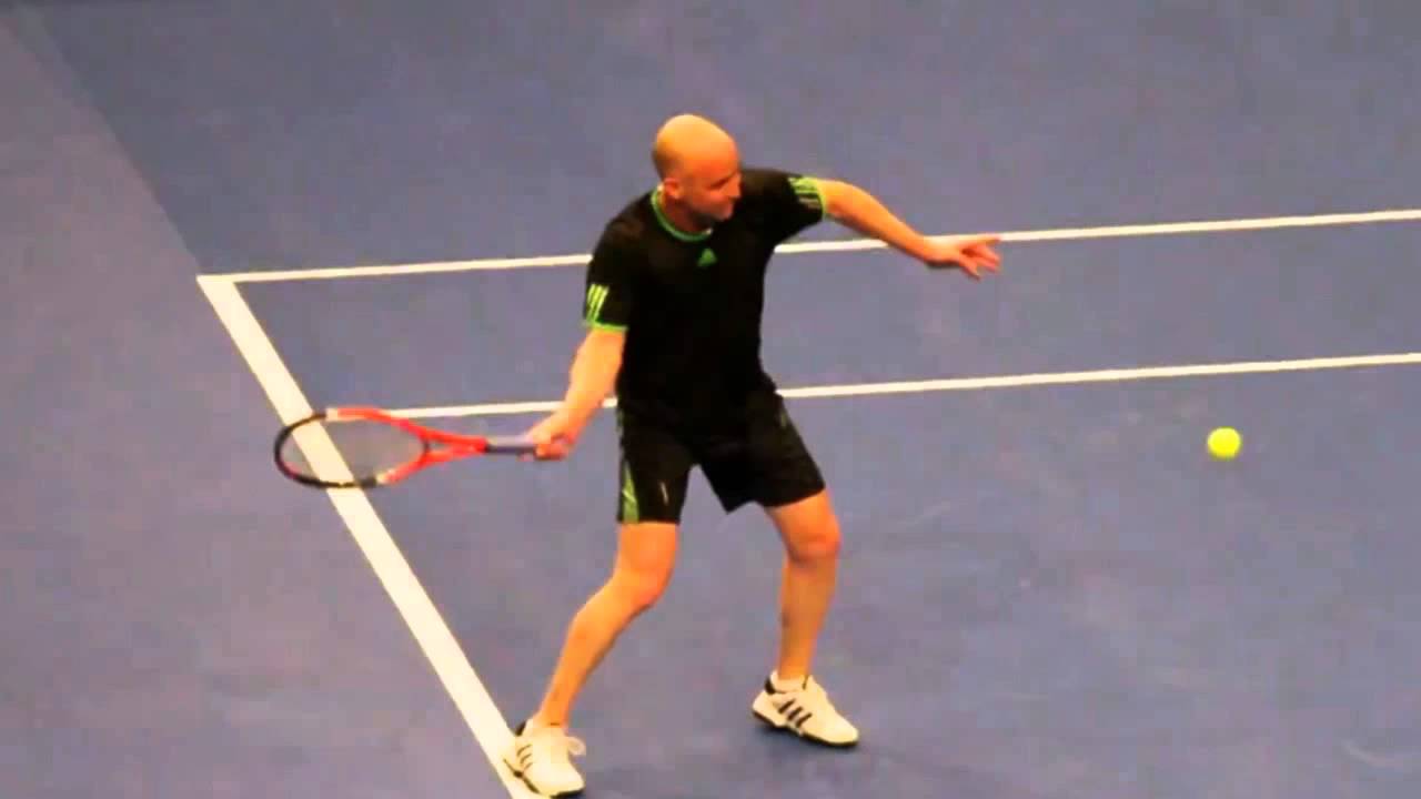 Agassi forehand Right 2011 Super slow motion