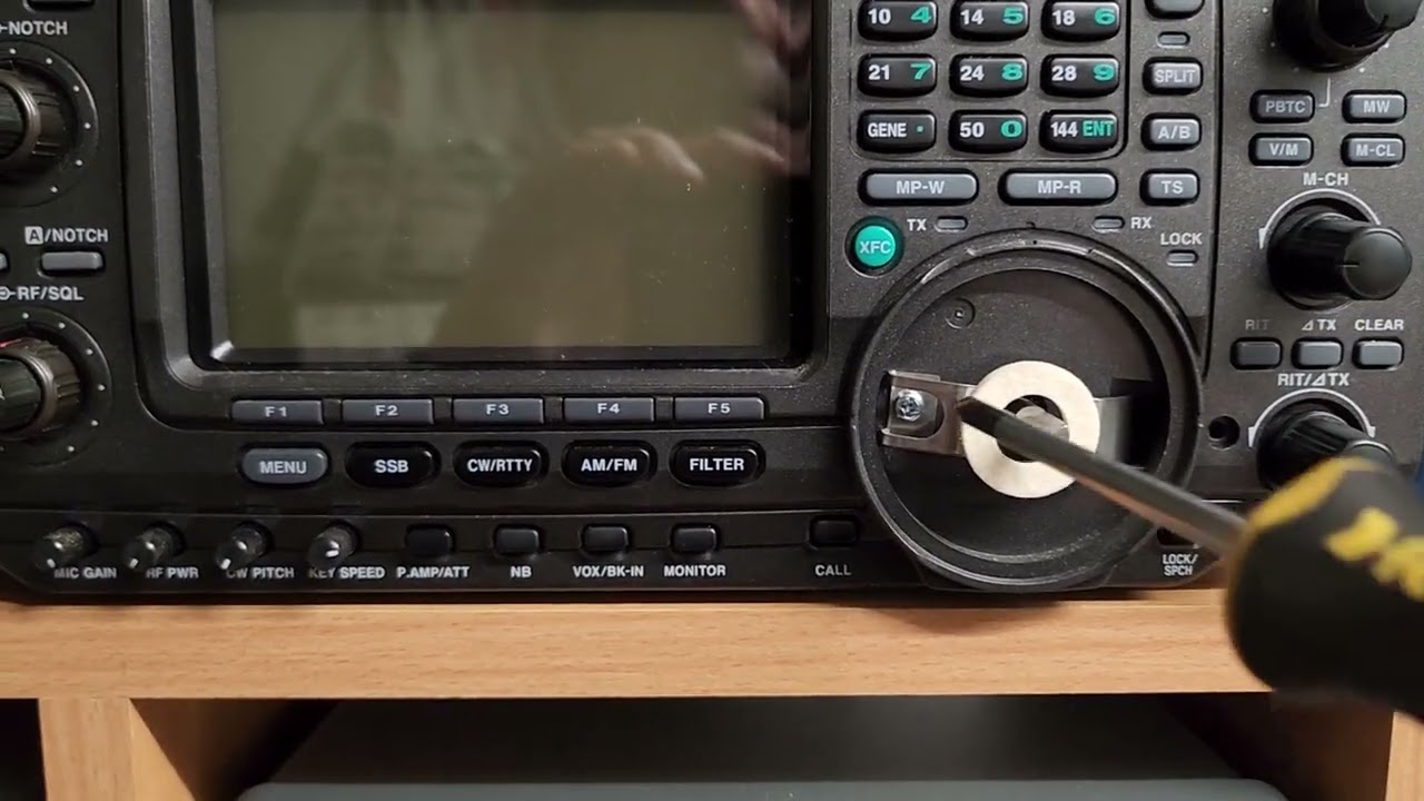 ICOM  IC-7400  Alternative zur Reparatur  VFO Knopf Teil 1