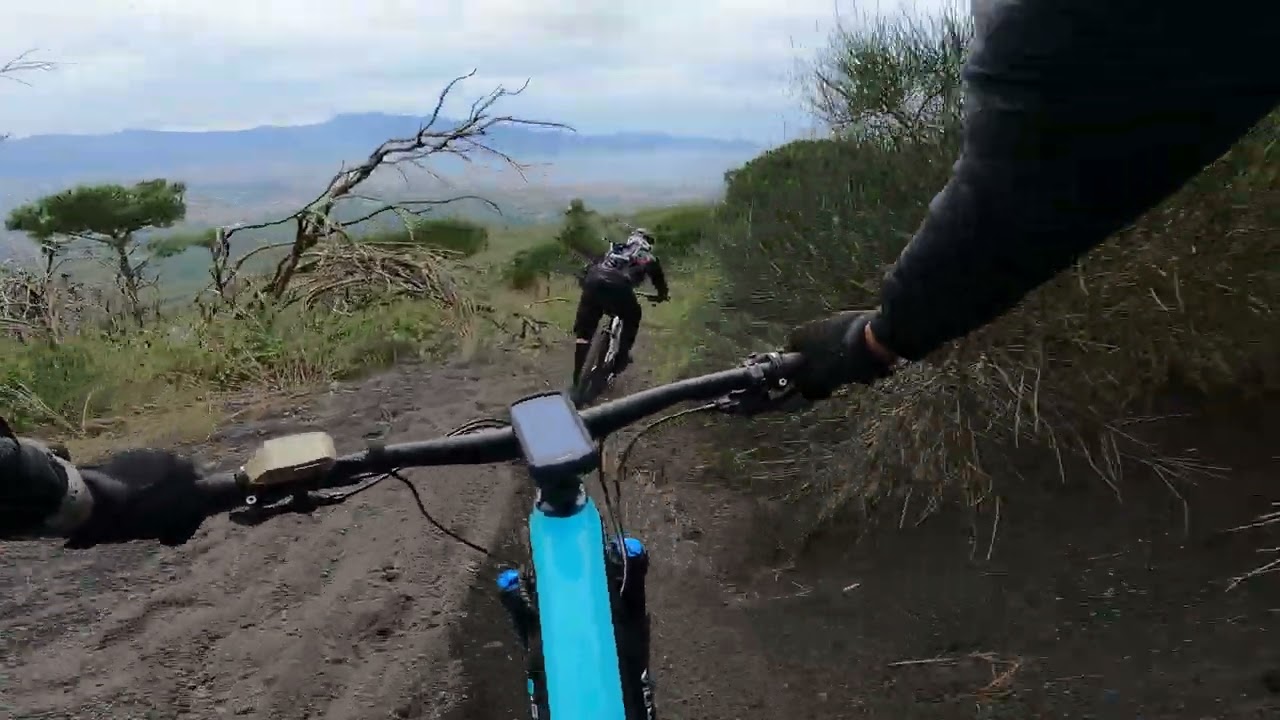 Vesuvio Tour  - 🤦‍♂️ Un Mix perfetto tra follia e divertimento 🎢 - MTB Tour