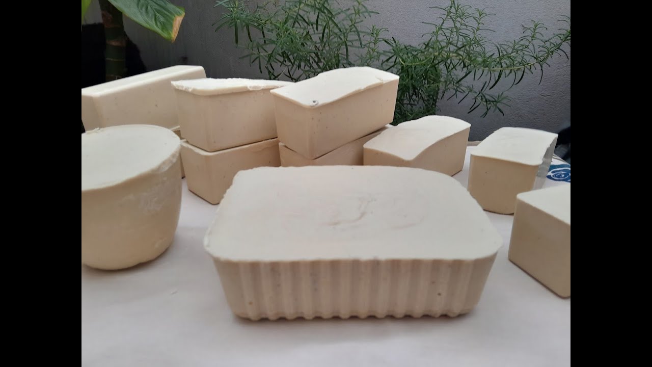 Sabão caseiro com 2 litros de óleo super duro!! l receitas da lia