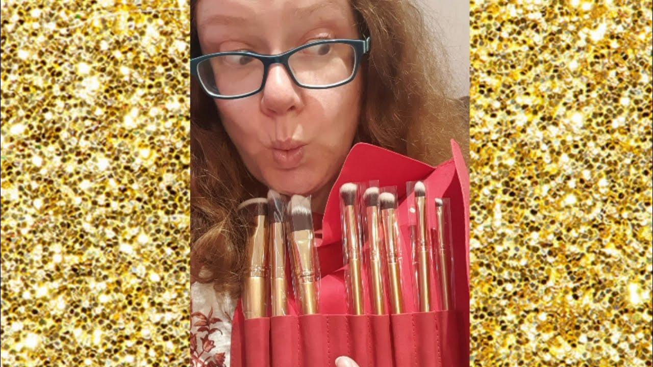 UK YouTuber does Boxycharm: May 2021