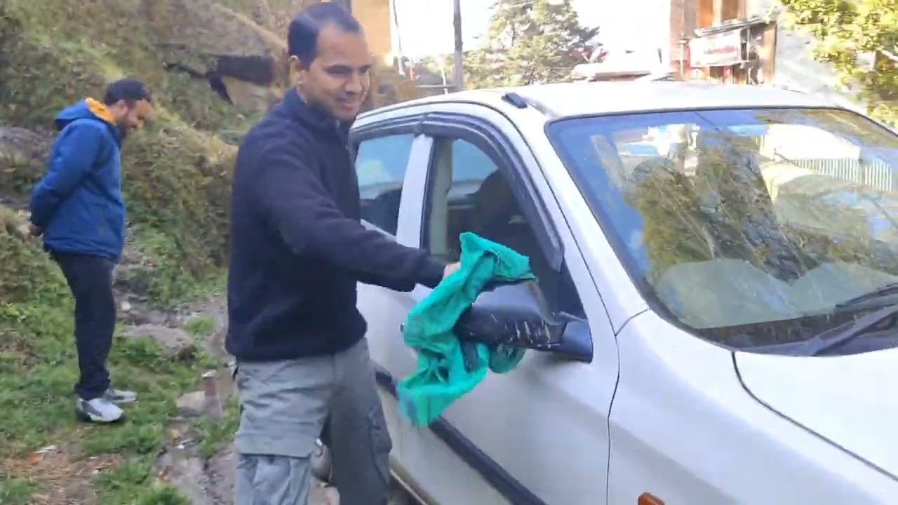 सफ़र के दौरान लैंसडौन की वीडियो 