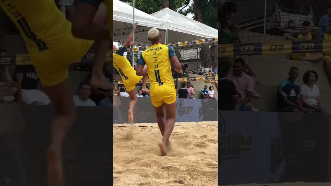 Slow motion shark attack!!🦈💥⚽️ #futev&ocirc;leibrasil #atack #futebol #futev&ocirc;lei #shark  #viralshorts