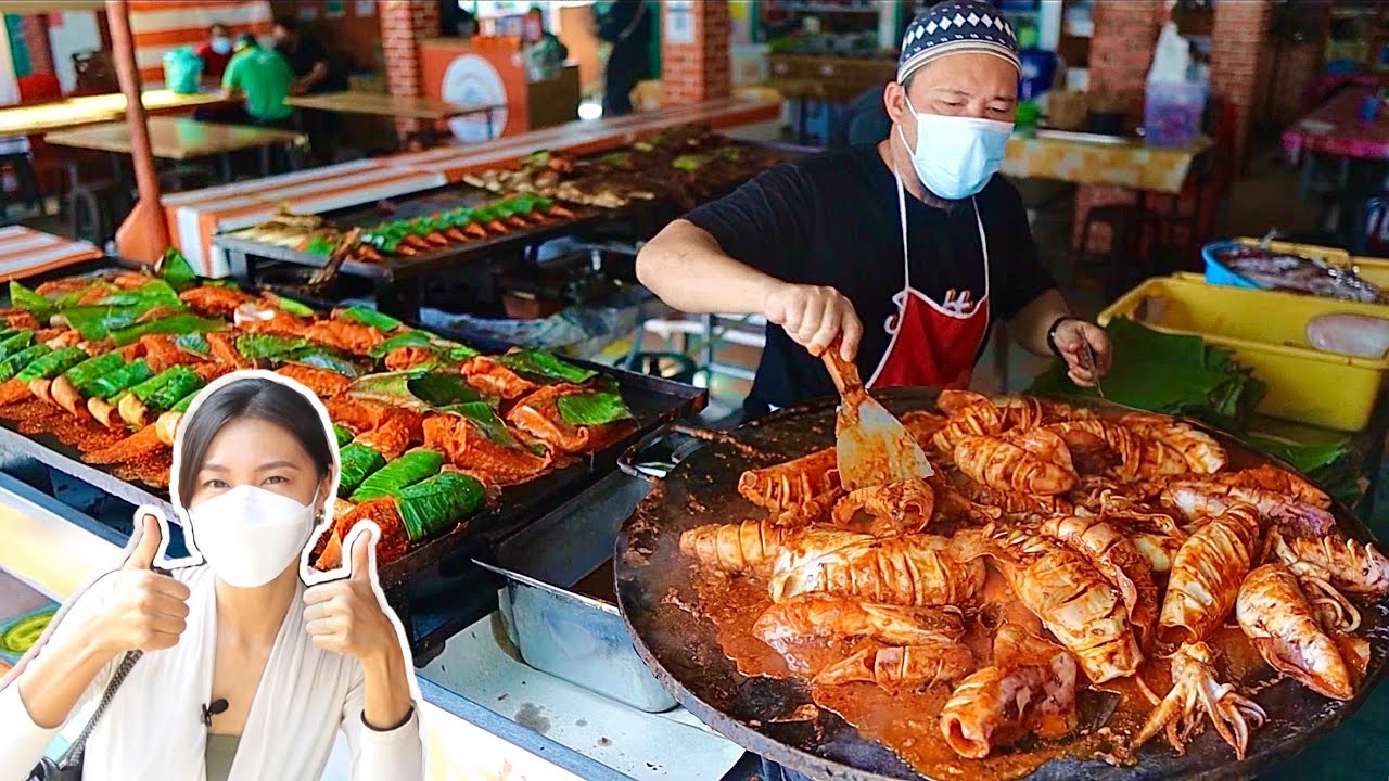 MALAYSIA IKAN BAKAR & SOTONG BAKAR!- Korean Girl Street Food Adventure