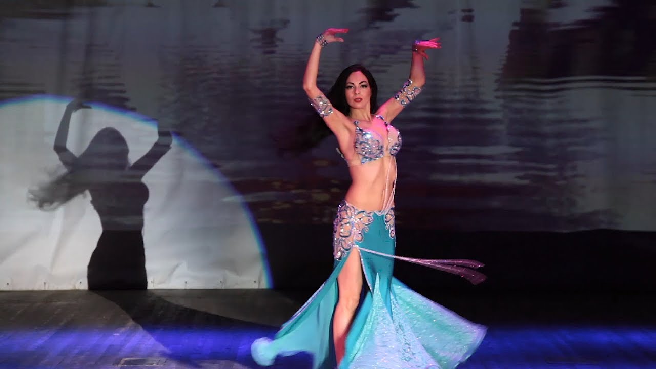 Olga Batsun Bellydancer