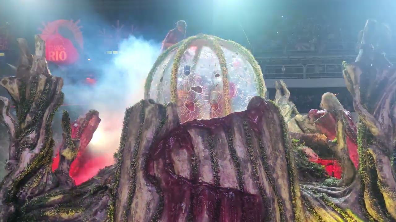 Acadêmicos do Salgueiro: Comissão de Frente e Casal (8K)