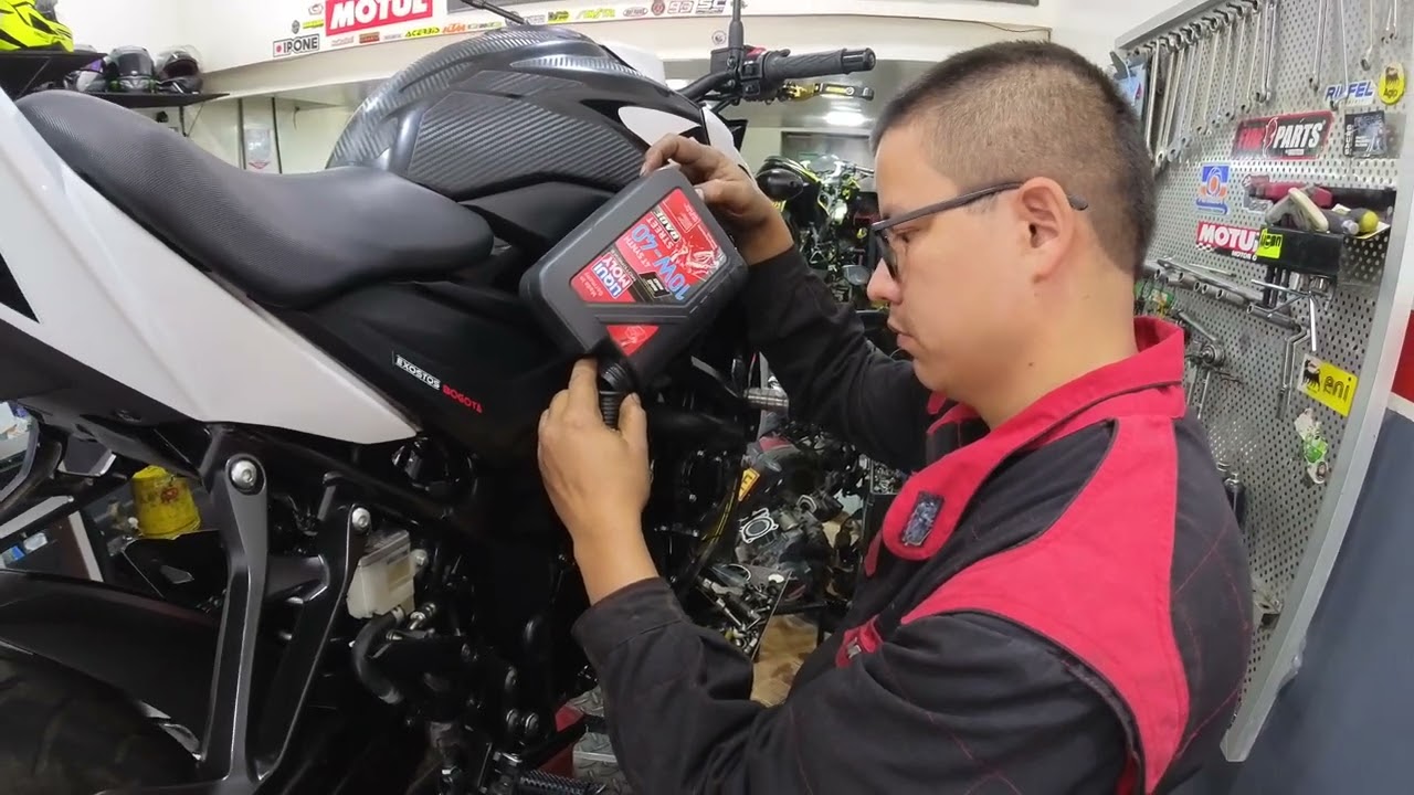 Mantenimiento suzuki GSX-S750 #viral #suzuki #gixxer250 #gsx #gsxs750