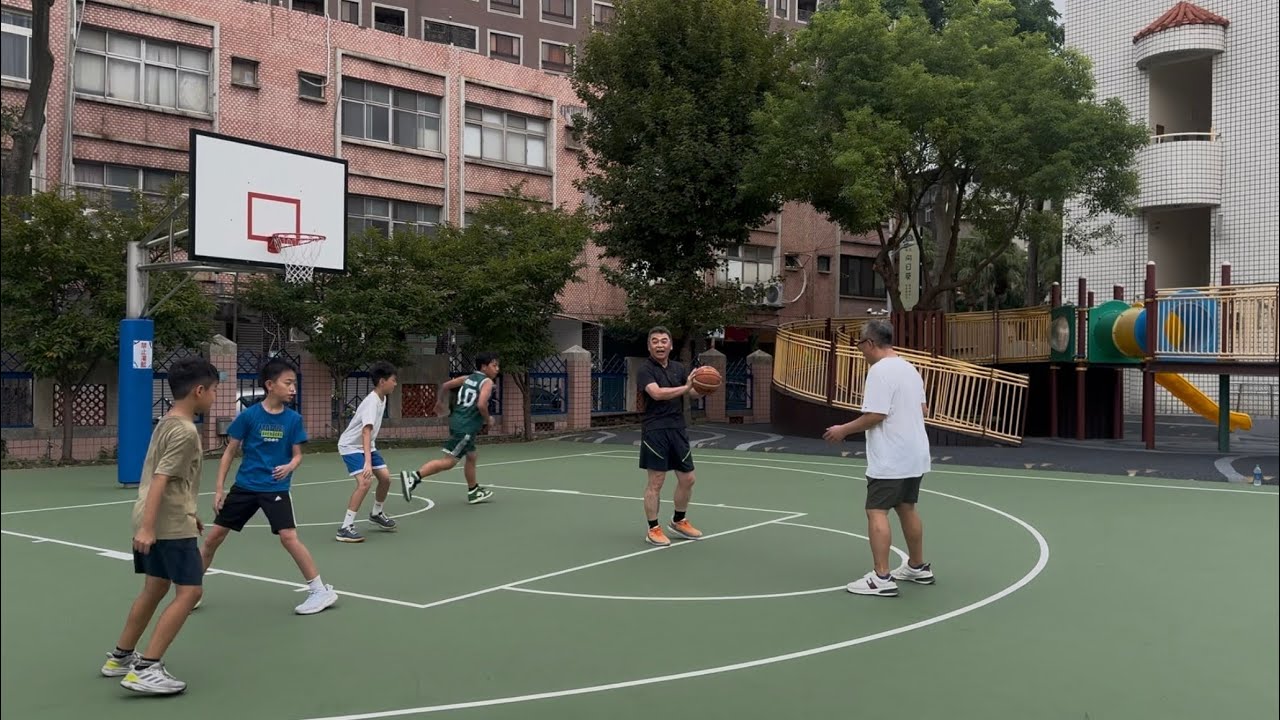 青溪國小校長隊 vs 青溪國小家長會長隊 三對三練習賽 2025.9.29