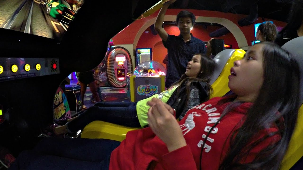 Arcade TYPHOON Mad Wave Motion Theater Haunted Mine!