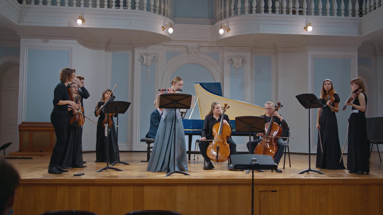 Georg Philipp Telemann. Overture for flute traverse and strings in E minor TWV 55: e10: