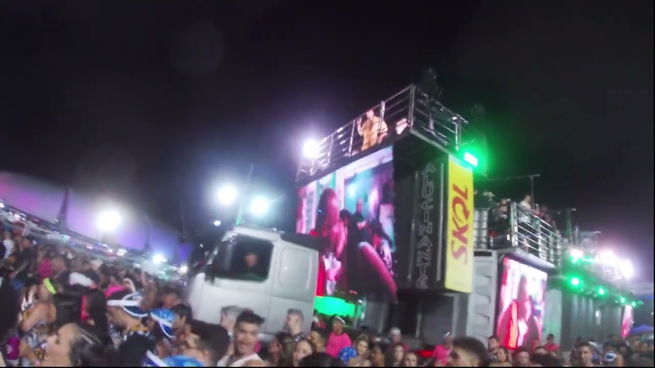 Léo Santana - Música: Surto coletivo  |Bloco Vem com o gigante -Sábado-Carnatal 2025