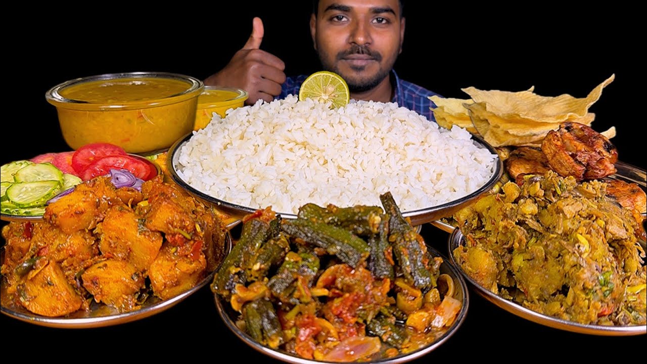 Eating Dal Chawal with Masala Aloo | Masala Bhindi, Banana Flower Aloo Sabji, Banana Tuk & Papad 