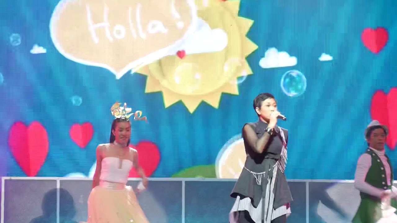 ประตูใจ / รักคือฝันไป by สาวสาวสาว #เพลินเพลง The Concert by SCG Debenture Club 21 ก.ค.2561