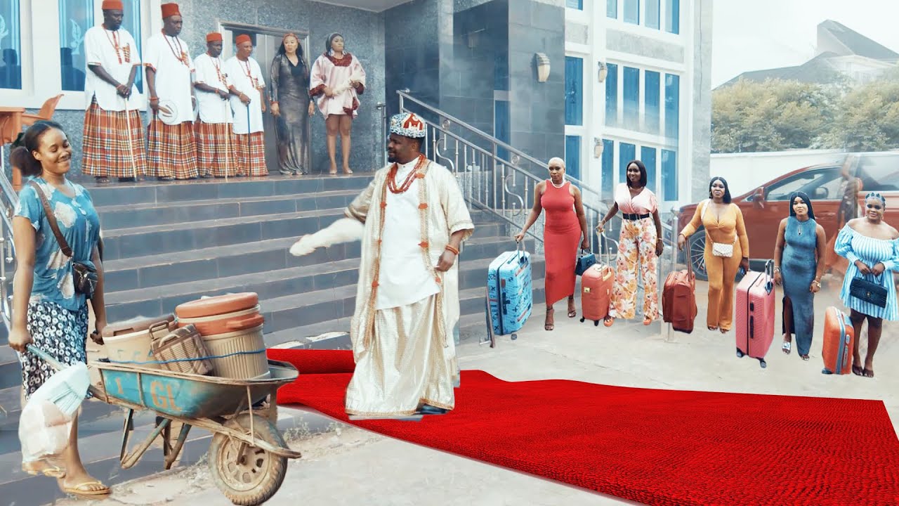 She Was Passing Thru D Palace On D Bridal Selection Ceremony Whn D Prince Chose  Saw & Her ZUBBY MIC