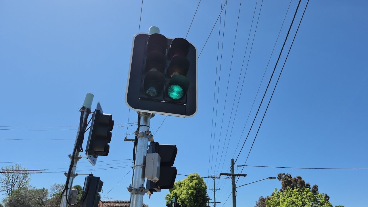 Replaced!!! | 2025 Aldridge LED Traffic Lights | West Street & Stephen Street, Toowoomba, QLD