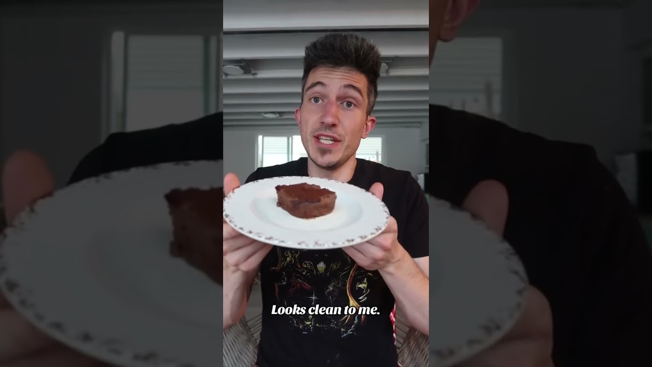 Пожалуй, возьму перерыв от рецептов брауни без муки 😅 @lukezfit #брауни