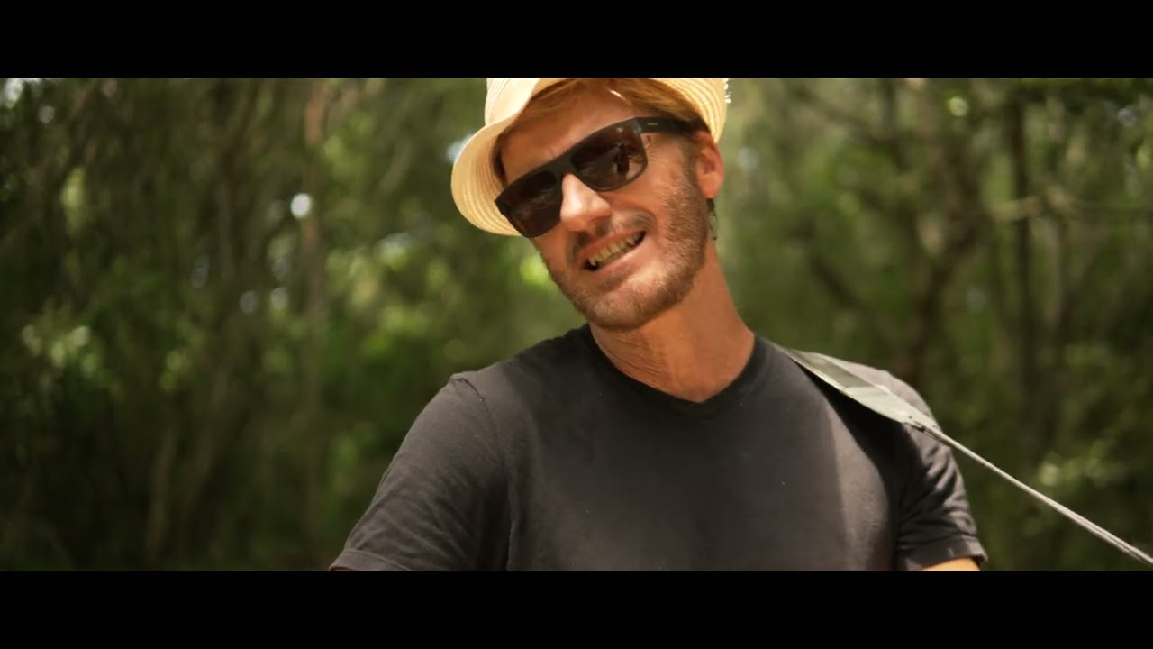 val martins | Aloha Ke akua (Clipe Oficial)