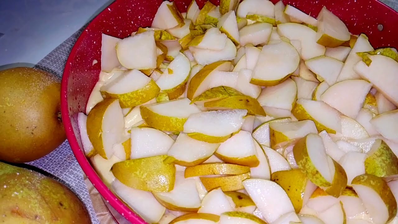 ГРУШЕВЫЙ ПИРОГ ПОД  ,, РОЗОВОЙ ШАПОЧКОЙ,,pear pie under a pink cap