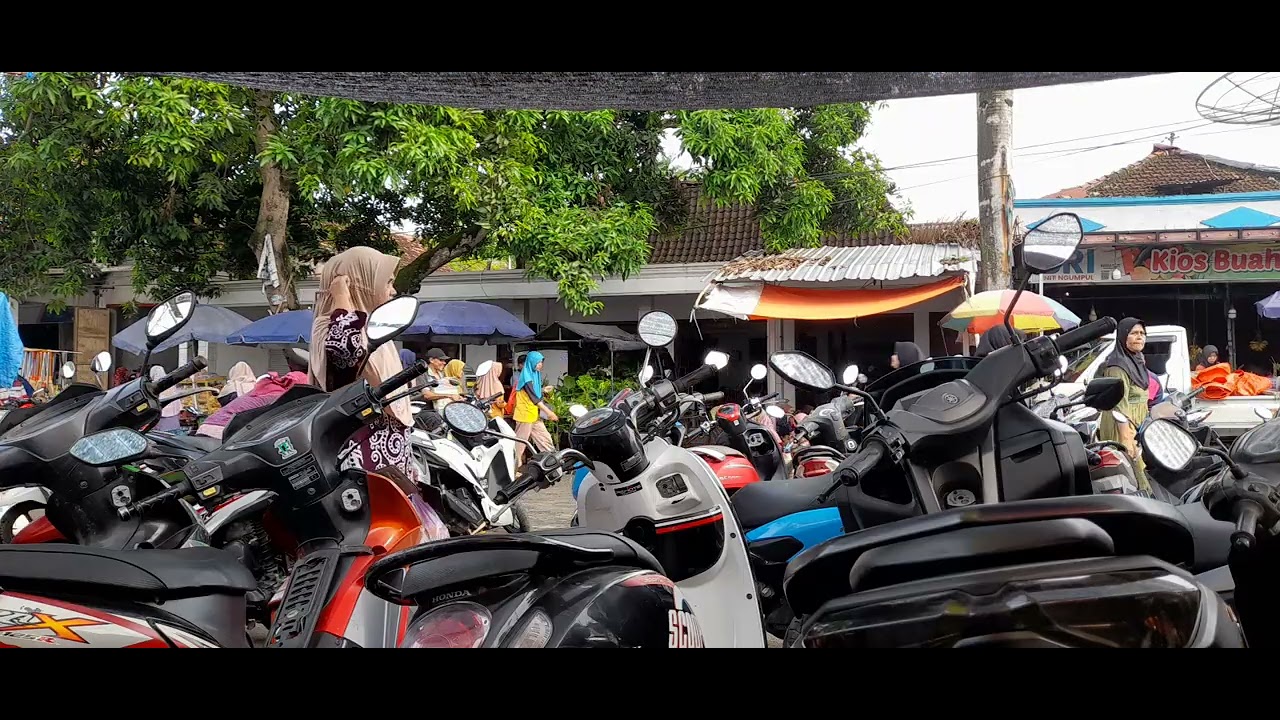 Laris nya pasar 
