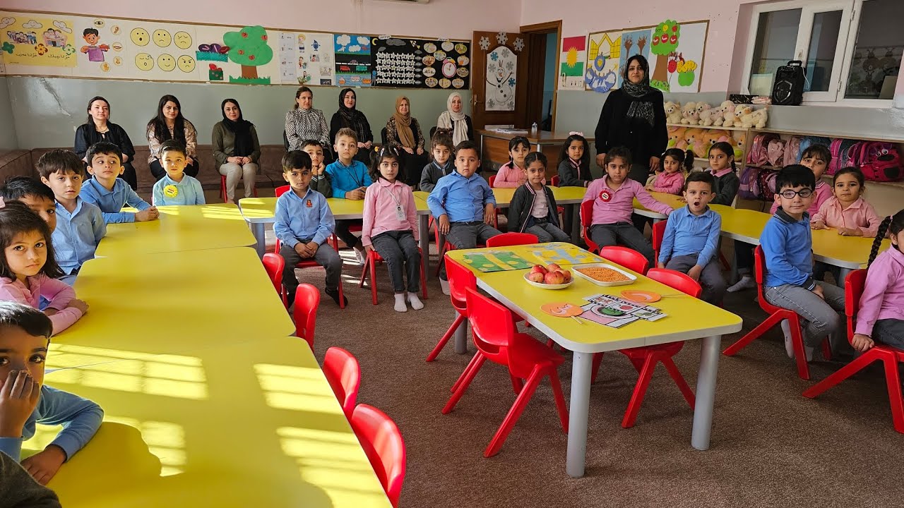 ماموستا ڤمان صديق وانەکا کوردیێ یا نموونە گووت بو زاروکێن پێنج سالی..دەست خوش