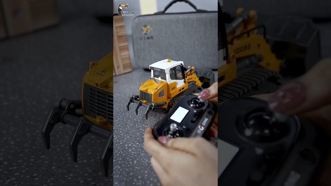 1:50 RC Electric Lifting Tracked Loader LR636 2.4G Construction Vehicle TH25329