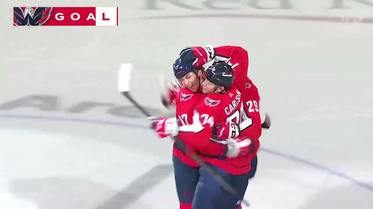 Alex Ovechkin gets an assist on Carlson's goal vs Hurricanes (22 mar 2024)