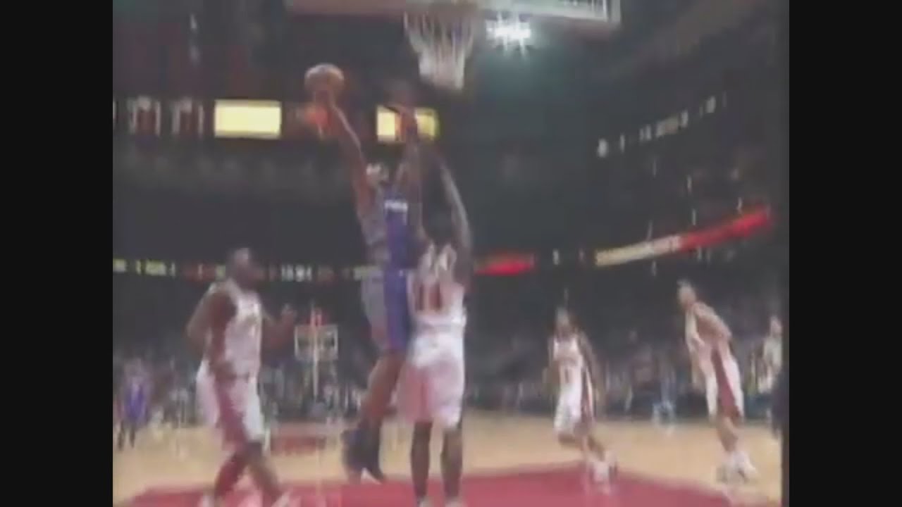 Boris Diaw 25 Points 5 Ast @ Hawks, 2005-06.
